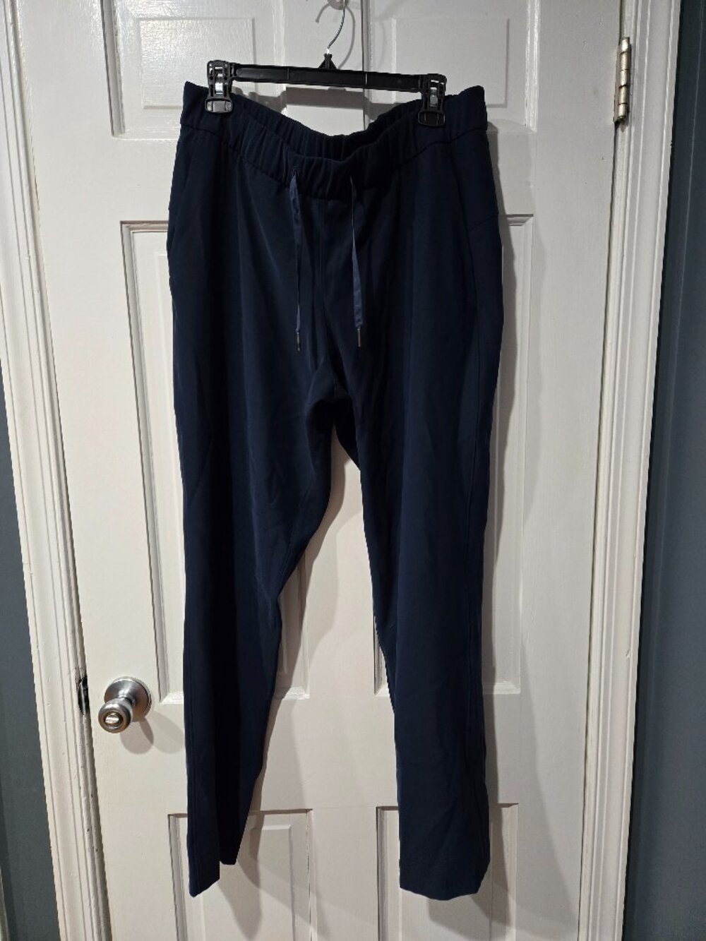 Lululemon on the fly pants